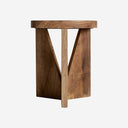 Mesa auxiliar de madera recuperada en color marrón 46 x 56 cm