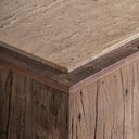 Mesa auxiliar de madera recuperada y travertino en color marrón envejecido – detalle