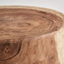 Mesa auxiliar de madera tropical en color marrón envejecido 50 x 47 cm – detalle