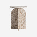 Mesa auxiliar de mármol en color beige satinado