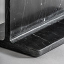 Mesa auxiliar de mármol en color negro mate 38 x 30 x 51 cm – detalle