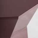 Mesa auxiliar de MDF en color rojo – detalle