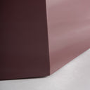 Mesa auxiliar de MDF en color rojo – detalle