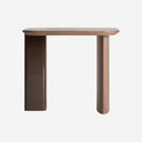 Mesa auxiliar de MDF y chapa de roble en color chocolate brillo