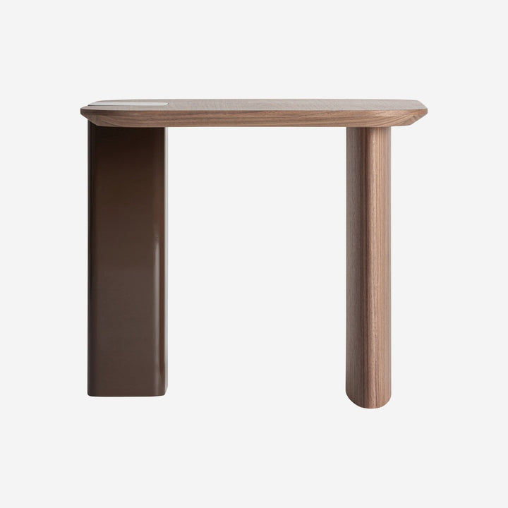 Mesa auxiliar de MDF y chapa de roble en color chocolate brillo