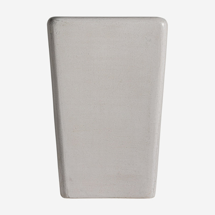 Mesa auxiliar de piedra en color blanco