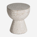 Mesa auxiliar de terrazo en color blanco 38 x 45 cm