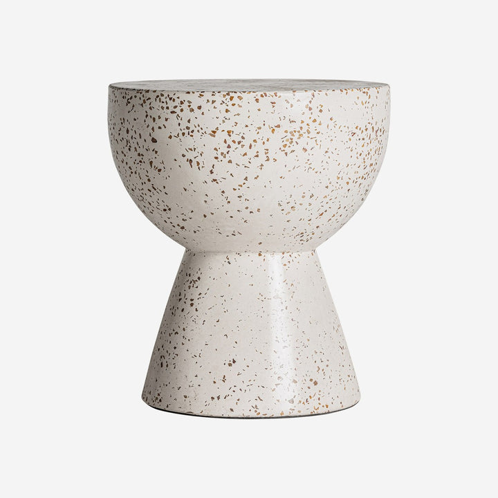 Mesa auxiliar de terrazo en color blanco 38 x 45 cm