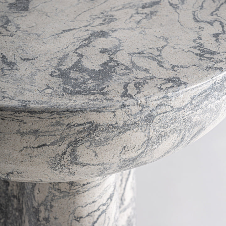 Mesa auxiliar de terrazo en color gris – detalle