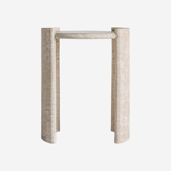 Mesa auxiliar de travertino en color beige 45 x 55 cm