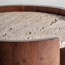 Mesa auxiliar de travertino y madera de mango en color beige mate 60 x 35 x 56 cm – detalle