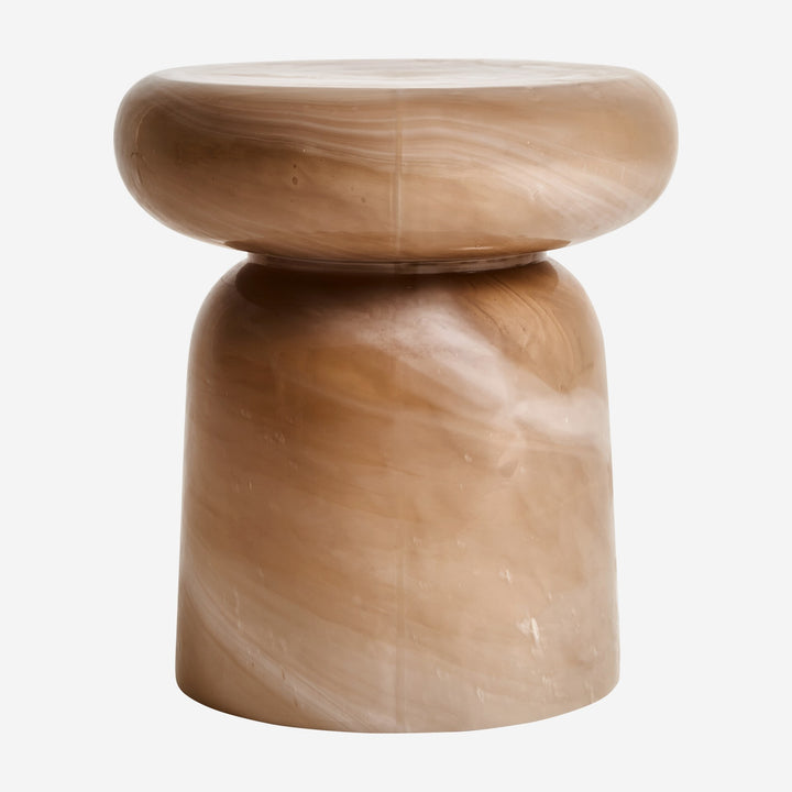 Mesa auxiliar de vidrio en color beige