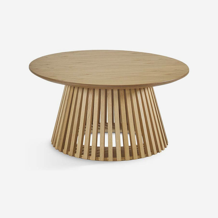 Round coffee table in natural oak veneer with slatted base