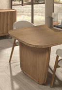 Mesa de comedor rectangular de madera maciza natural con base maciza curva, 180 x 90 cm en ambiente decorado