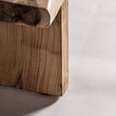 Mesa de centro de madera de acacia en color marrón claro – detalle