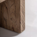 Mesa de centro de madera de olmo en color marrón – detalle