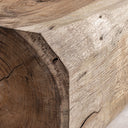 Mesa de centro de madera de suar en color marrón de aire étnico – detalle