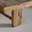 Mesa de centro de madera de teca en color marrón natural – detalle