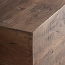 Mesa de centro de madera recuperada en color marrón natural – detalle