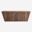 Mesa de centro de madera recuperada y travertino en color marrón envejecido