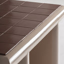 Mesa de centro de MDF y cerámica en color beige – detalle