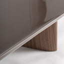 Mesa de centro de MDF y chapa de madera en color chocolate brillo – detalle
