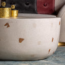 Mesa de centro de terrazo en color blanco – detalle