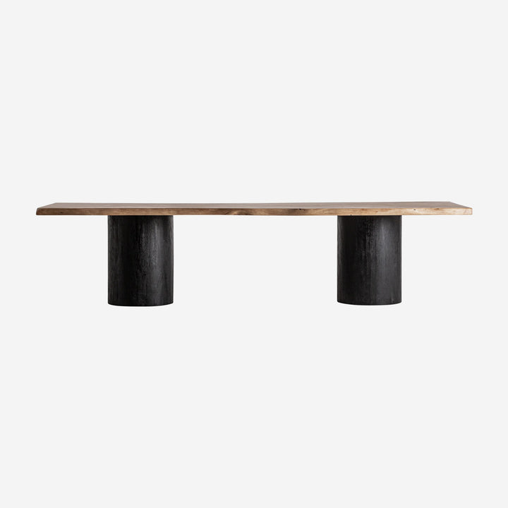 Mesa de comedor de madera de acacia en color marrón claro natural