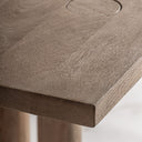 Mesa de comedor de madera de mango en color marrón claro 250 x 110 x 76 cm – detalle