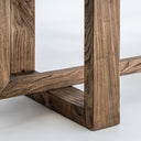 Mesa de comedor de madera de olmo en color marrón – detalle