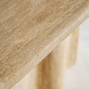 Mesa de comedor de travertino en color marrón claro 220 x 100 x 75 cm – detalle