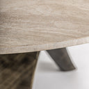 Mesa de comedor de travertino y acero inoxidable en color beige – detalle