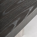 Mesa de comedor de travertino y madera de fresno en color gris – detalle
