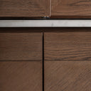 Mueble bar de madera de roble y mármol en color marrón – detalle