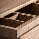 Mueble bar de madera de teca reciclada en color marrón claro envejecido – detalle