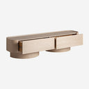 Mueble para TV de chapa de roble y madera contrachapada en color crema