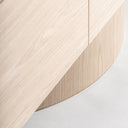 Mueble para TV de chapa de roble y madera contrachapada en color crema – detalle