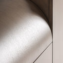 Mueble para TV de chapa de roble y MDF en color marrón – detalle