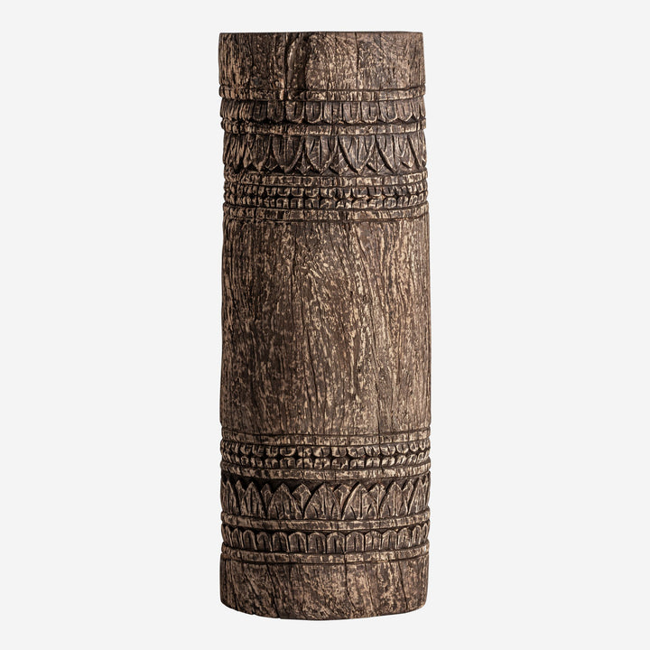 Peana decorativa de madera de teca en color marrón envejecido
