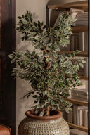 Planta artificial de poliéster en color verde 80 x 70 x 175 cm – detalle