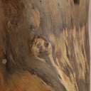 Reposapiés de madera de tamarindo en color marrón – detalle