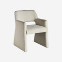Silla de algodón bouclé y MDF en color blanco roto