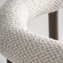 Silla de madera de fresno y poliéster en color negro – detalle