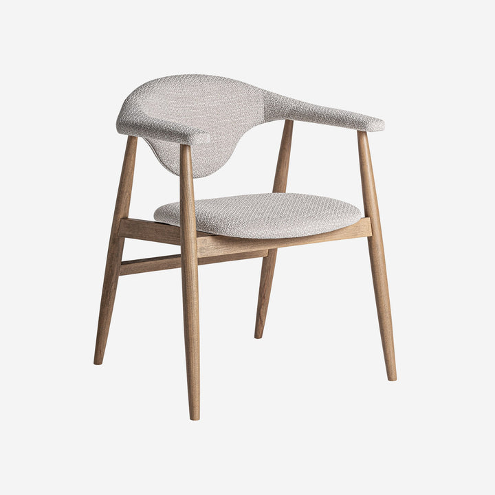 Silla de madera de haya y poliéster en color marrón claro mate