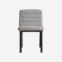 Silla de madera de olmo y poliéster en color negro