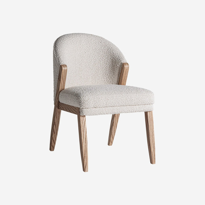 Silla de madera de pino y algodón bouclé en color marrón