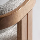 Silla de madera de roble y poliéster en color marrón 58 x 55 x 71 cm – detalle