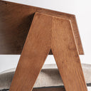 Silla de madera de roble y poliéster en color marrón 63 x 55 x 81 cm – detalle