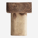 Silla de madera de suar en color marrón