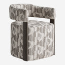 Silla de poliéster y madera de fresno en color gris